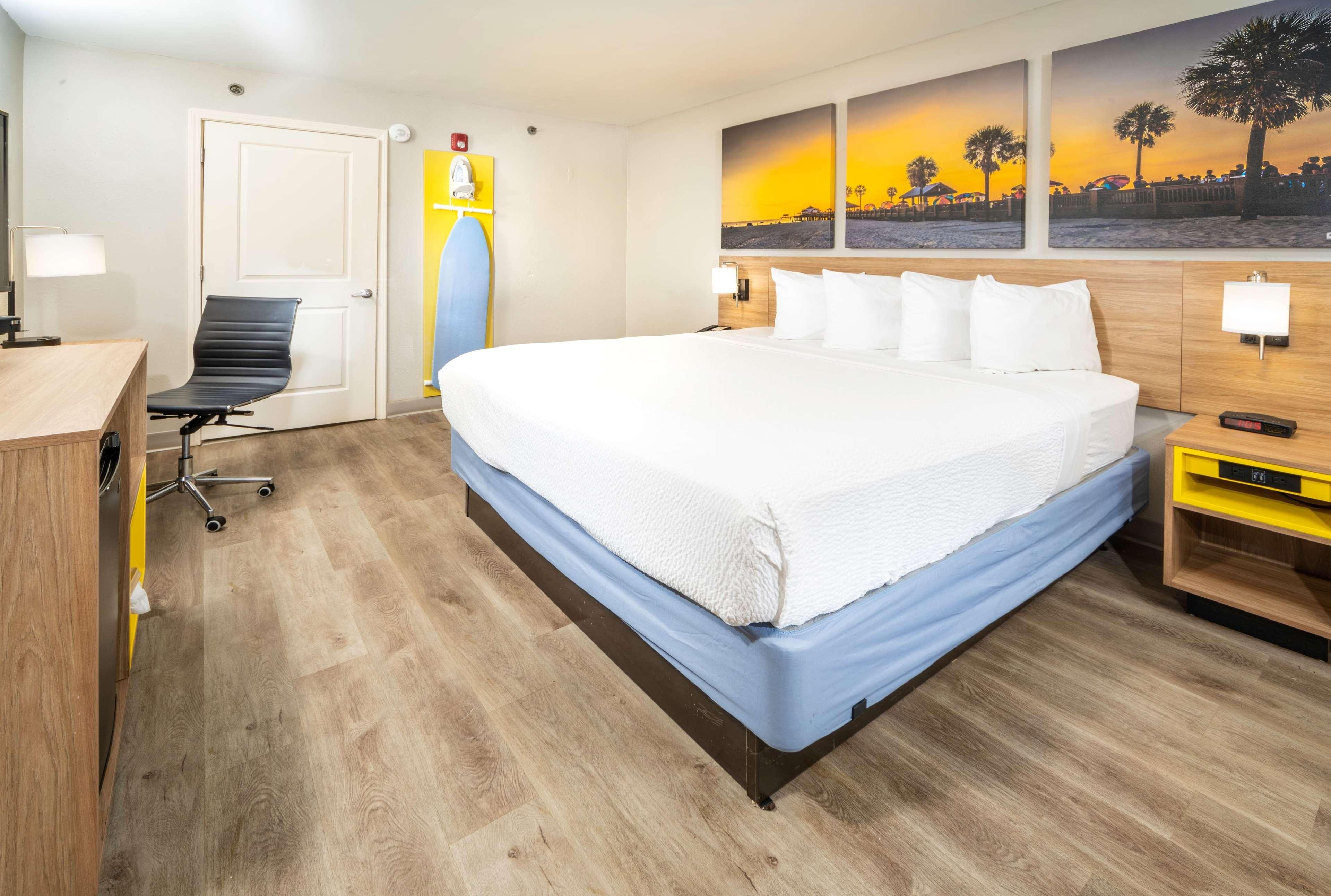 Days Inn By Wyndham Atlanta Stone Mountain Extérieur photo