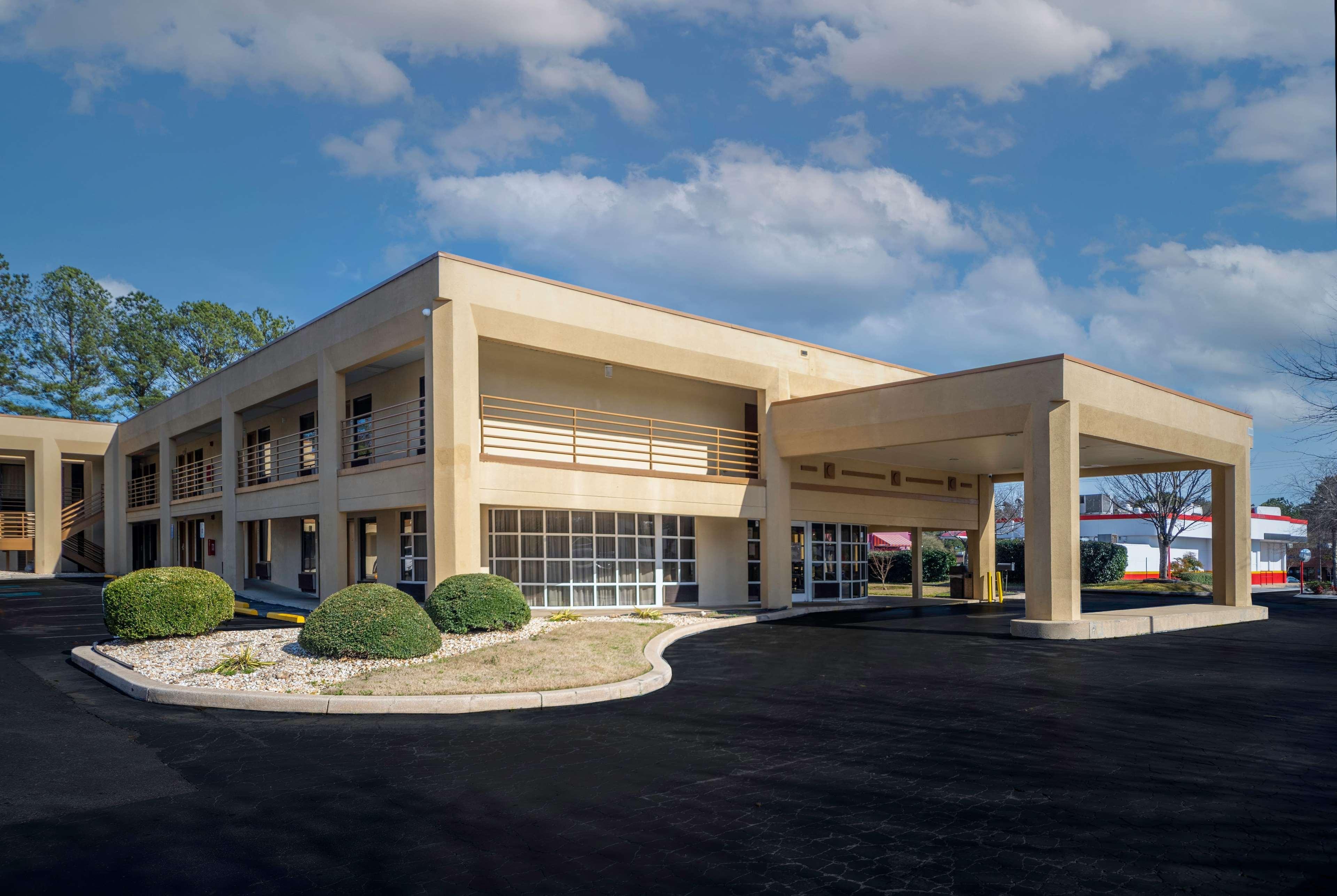 Days Inn By Wyndham Atlanta Stone Mountain Extérieur photo
