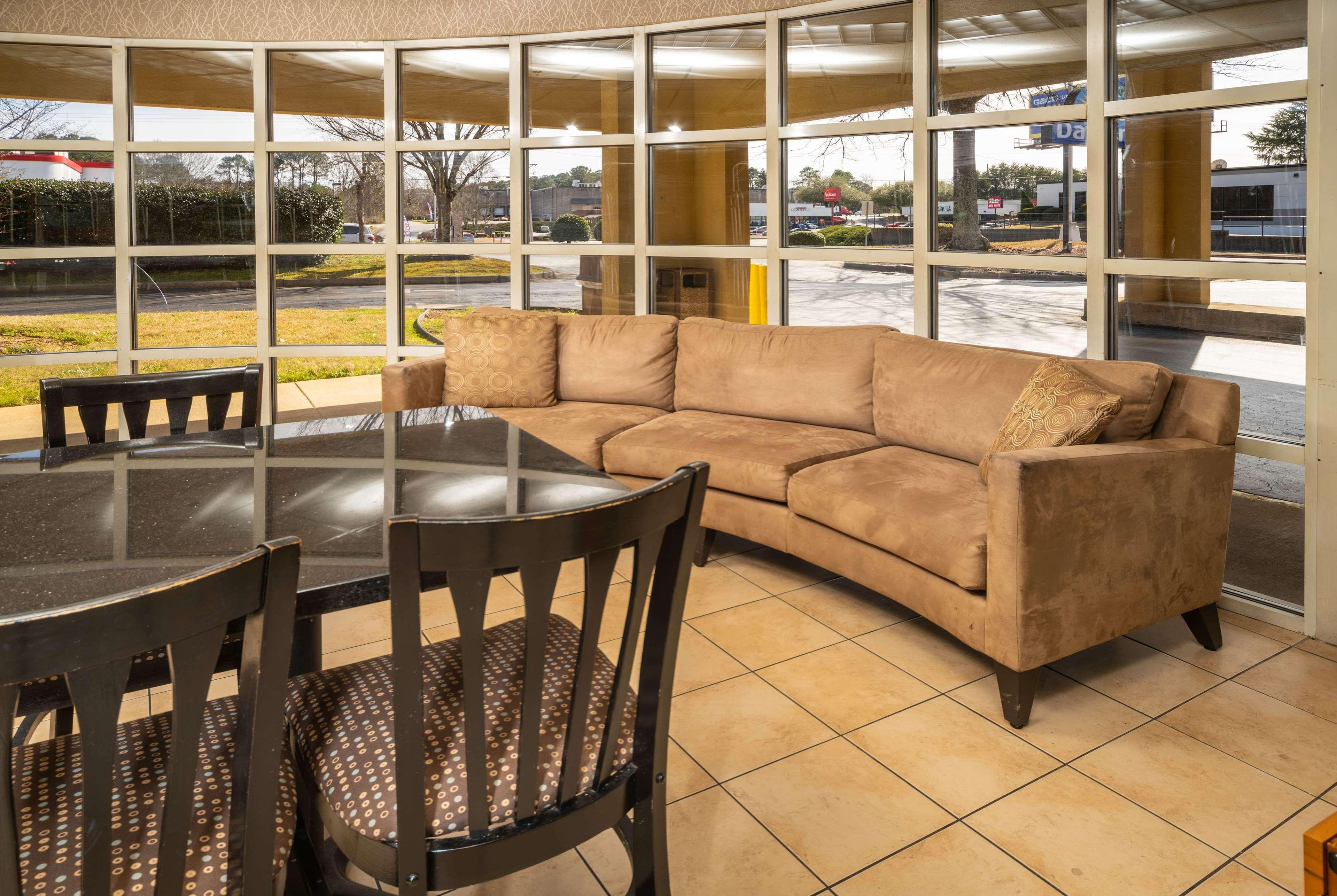 Days Inn By Wyndham Atlanta Stone Mountain Extérieur photo